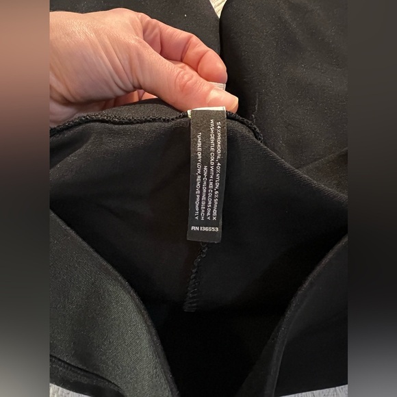 American Giant Ponte Slim Pant in “Super Black”, size 6P, NIB - Picture 7 of 12